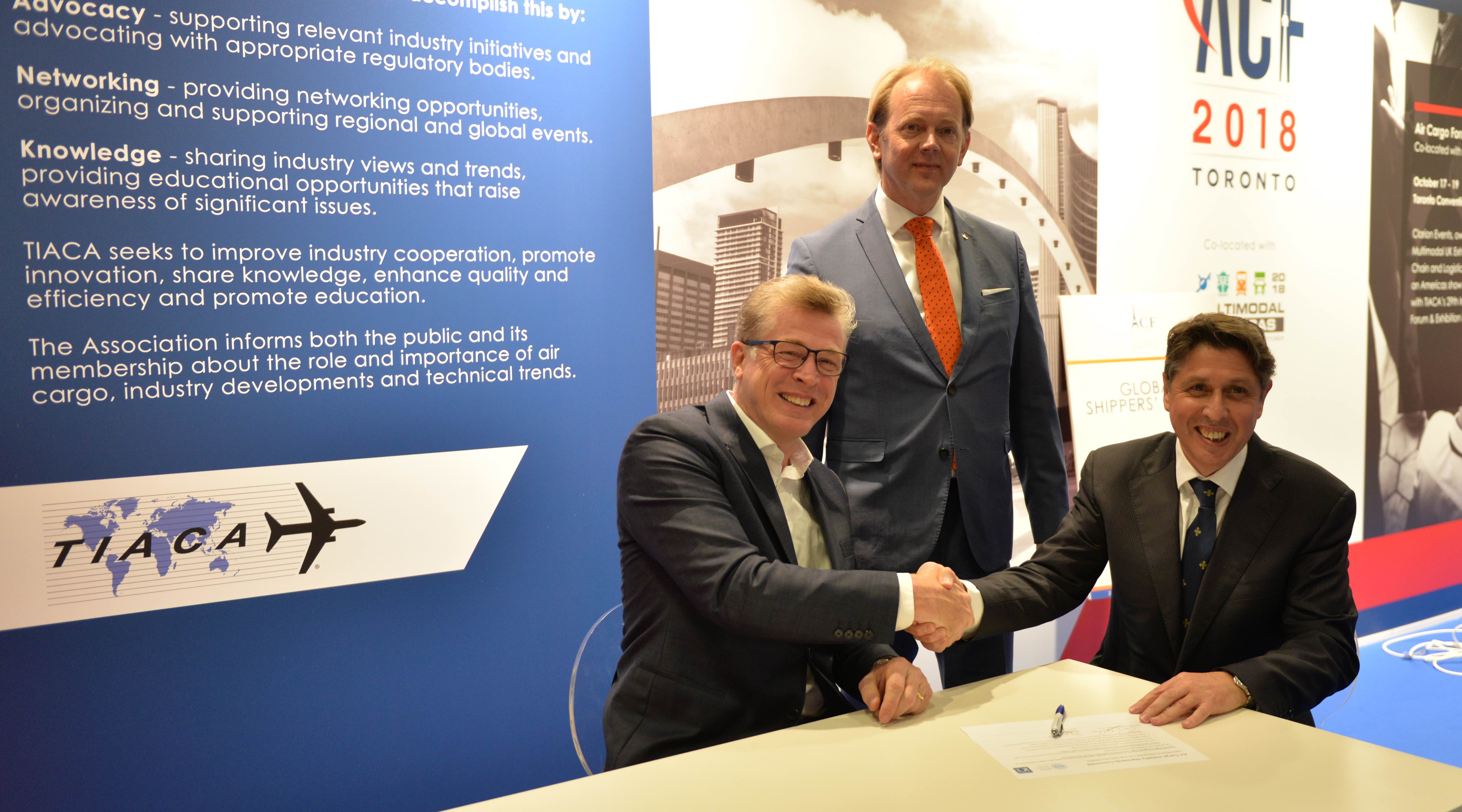  (l-r) Ariaen Zimmerman, executive director, Cargo iQ; Kester Meijer, director operational integrity, KLM, and vice chairman of Cargo iQ; Chris Welsh, secretary general of Global Shippers' Forum.