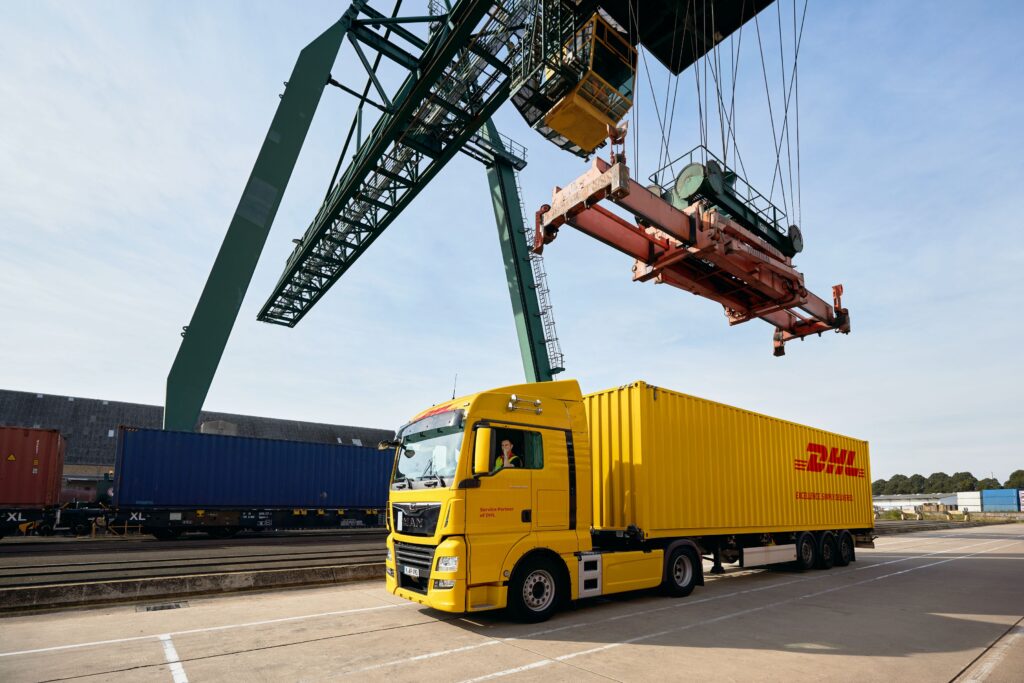 dhl supply chain diversification