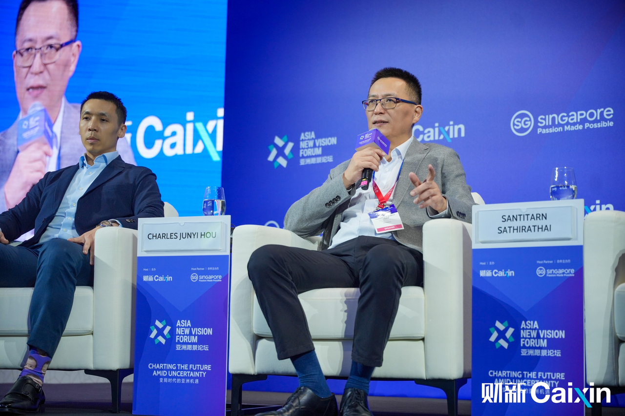 J&T Express champions localisation and digital-first approach at Asia New  Vision Forum 2025 - Payload Asia